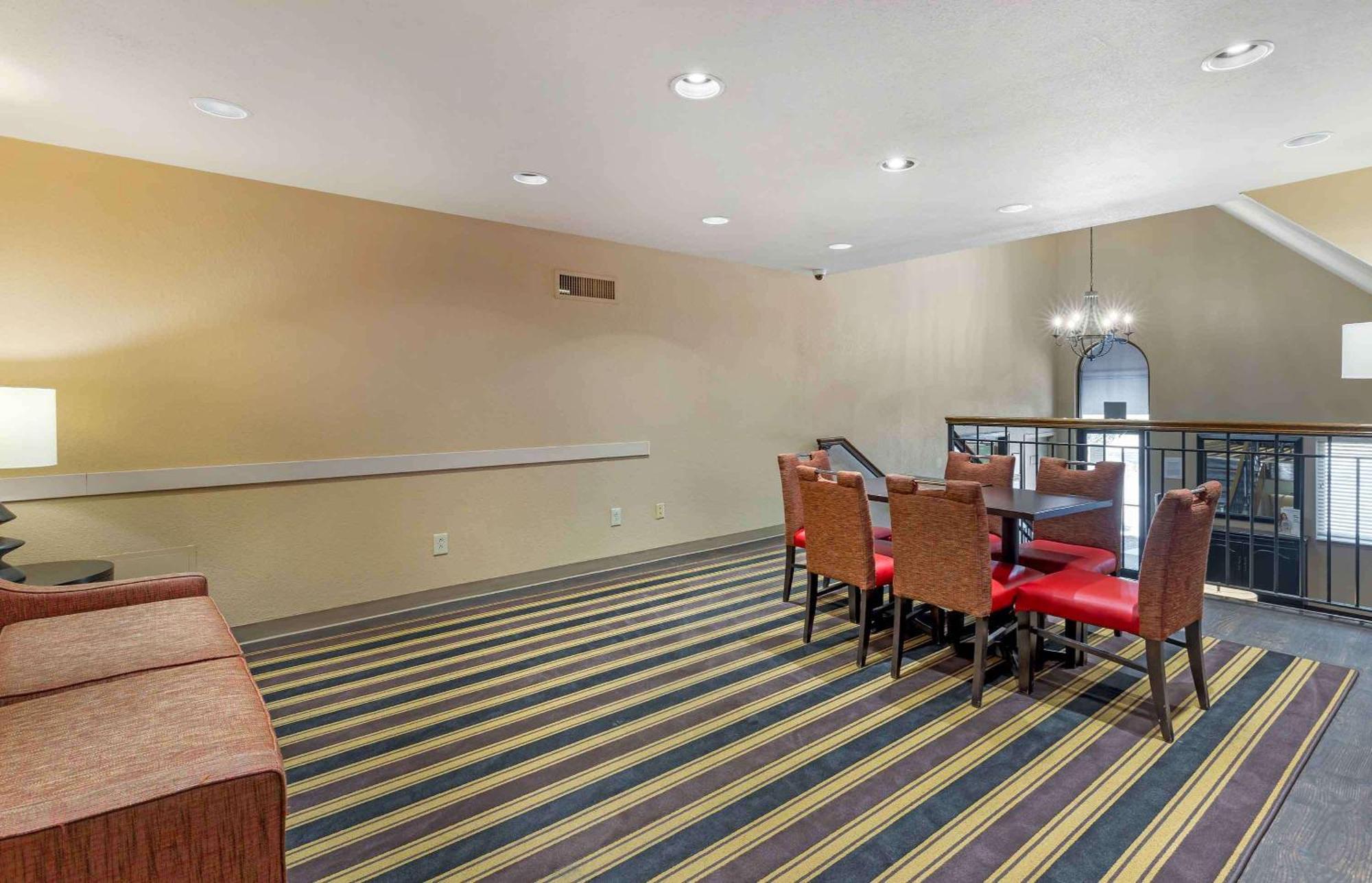 Extended Stay America Select Suites - St Louis - Westport - Craig Road Мериленд Хайтс Екстериор снимка