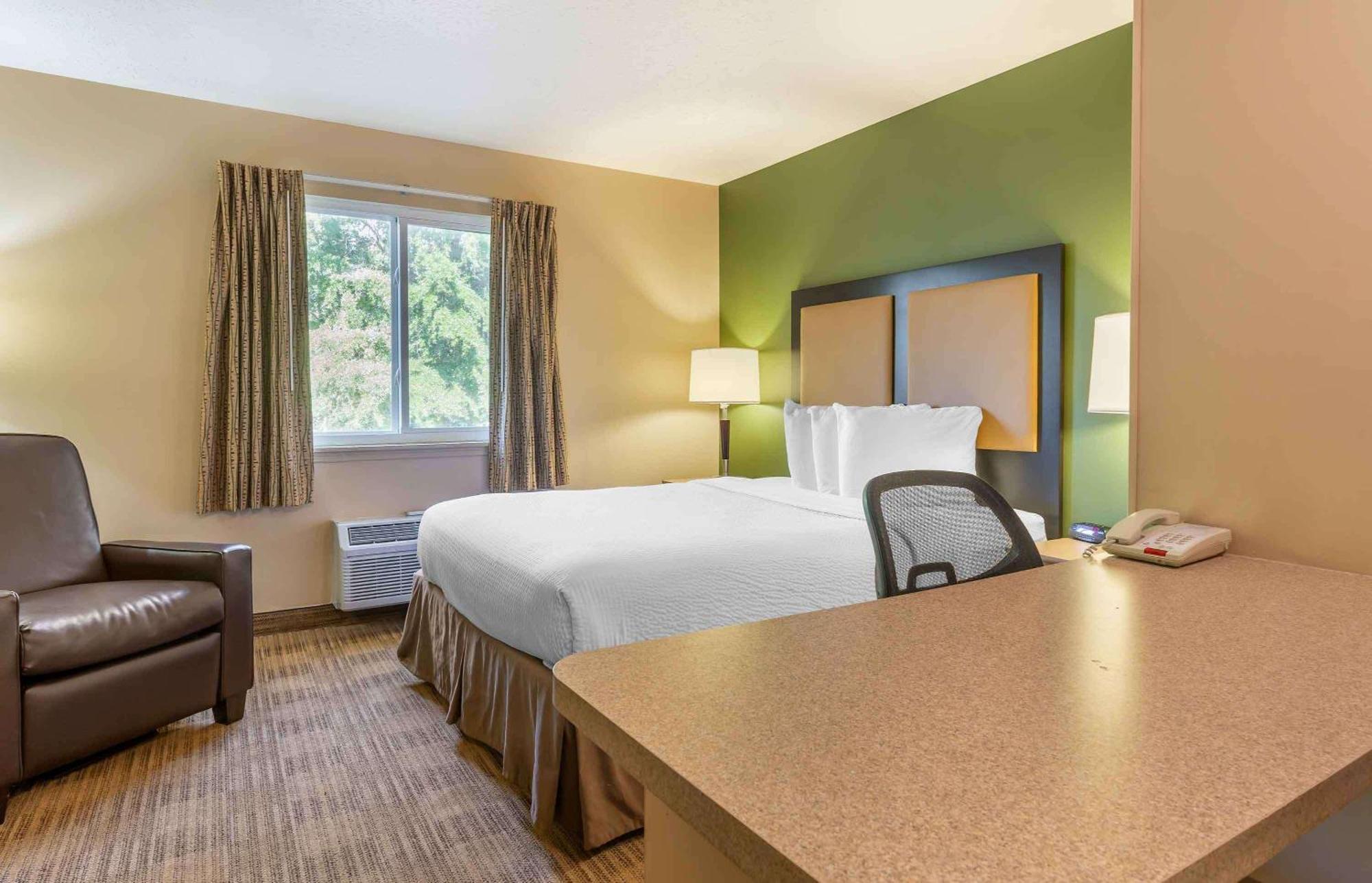 Extended Stay America Select Suites - St Louis - Westport - Craig Road Мериленд Хайтс Екстериор снимка