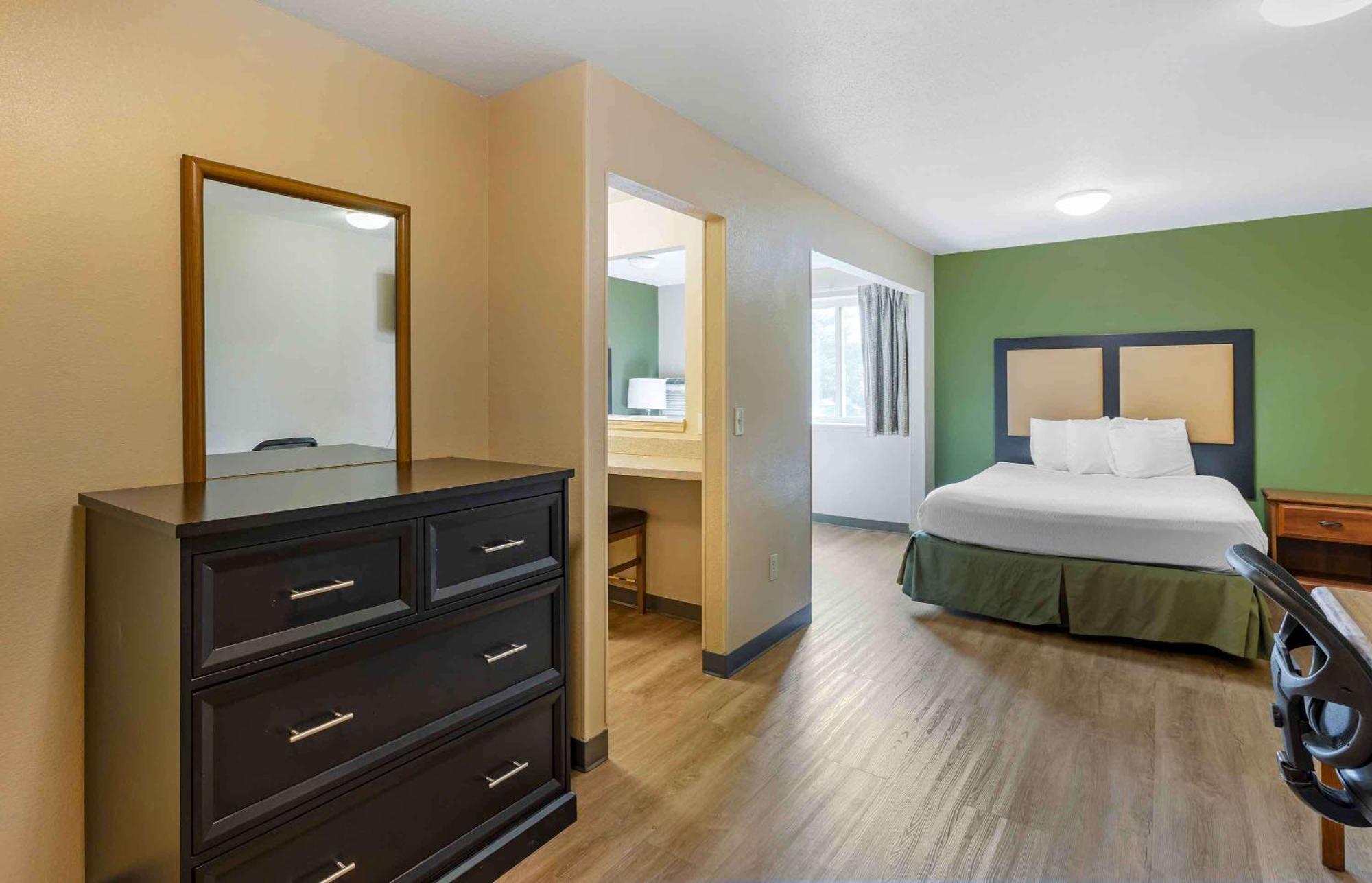 Extended Stay America Select Suites - St Louis - Westport - Craig Road Мериленд Хайтс Екстериор снимка