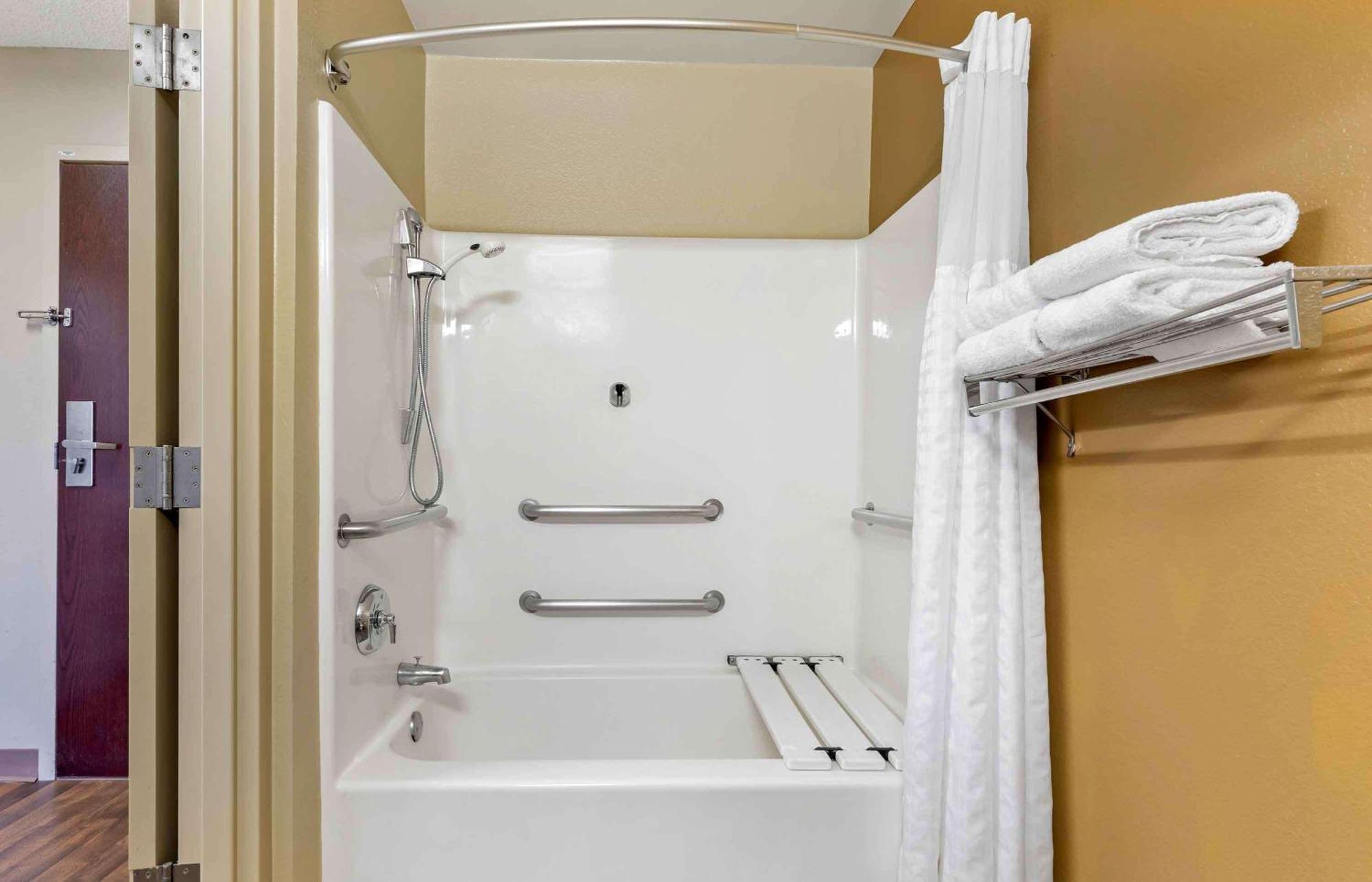 Extended Stay America Select Suites - St Louis - Westport - Craig Road Мериленд Хайтс Екстериор снимка